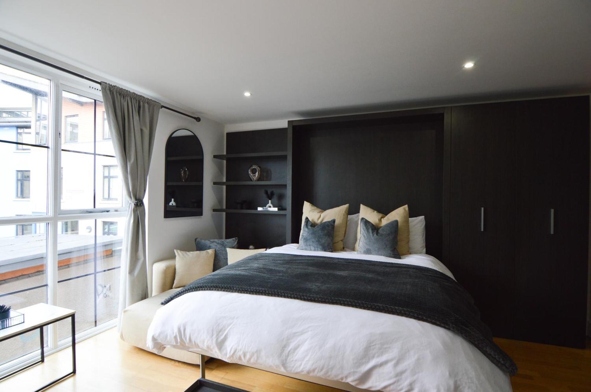 Cosy, Centrally Located Studio With Gated Parking! Loughborough Eksteriør bilde